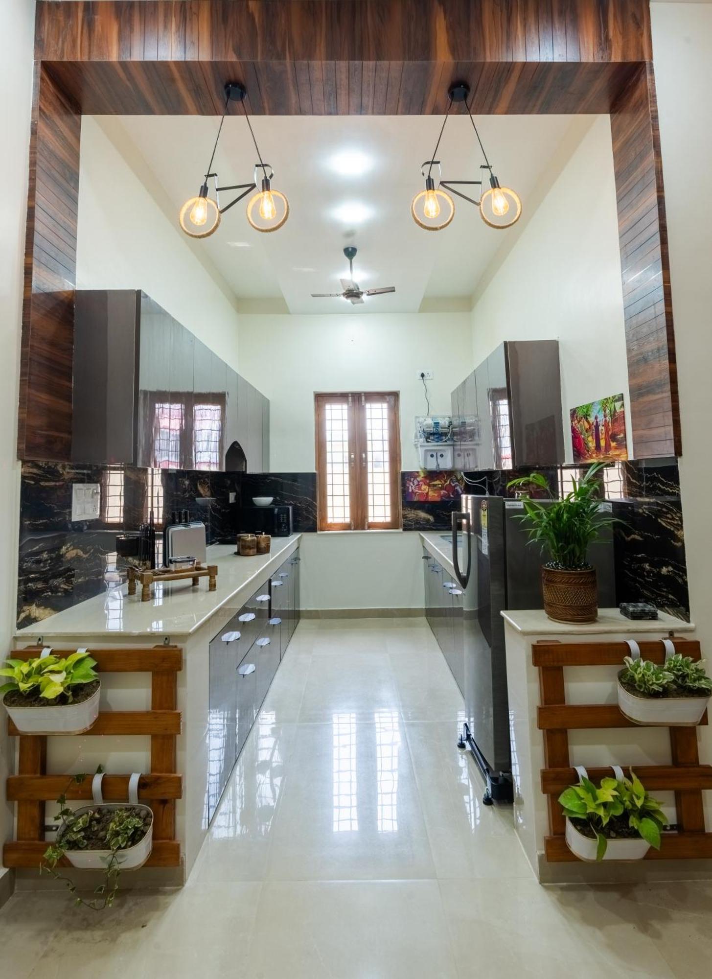 Dhruva - Luxury Villa In Cbd เดห์ราดุน ภายนอก รูปภาพ